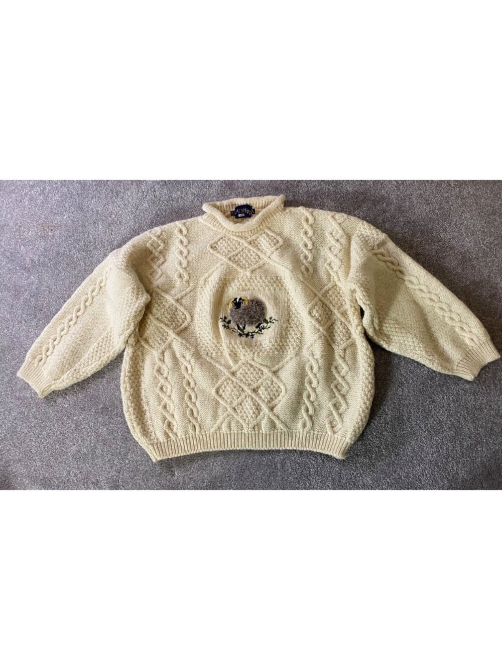 Vintage Acorn Pure New Wool Cream Aran Cable Knit Sweater Sheep Large